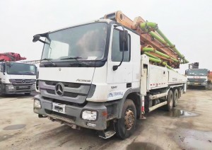 Camion pompe à béton Zoomlion ZLJ5339THBE 2013