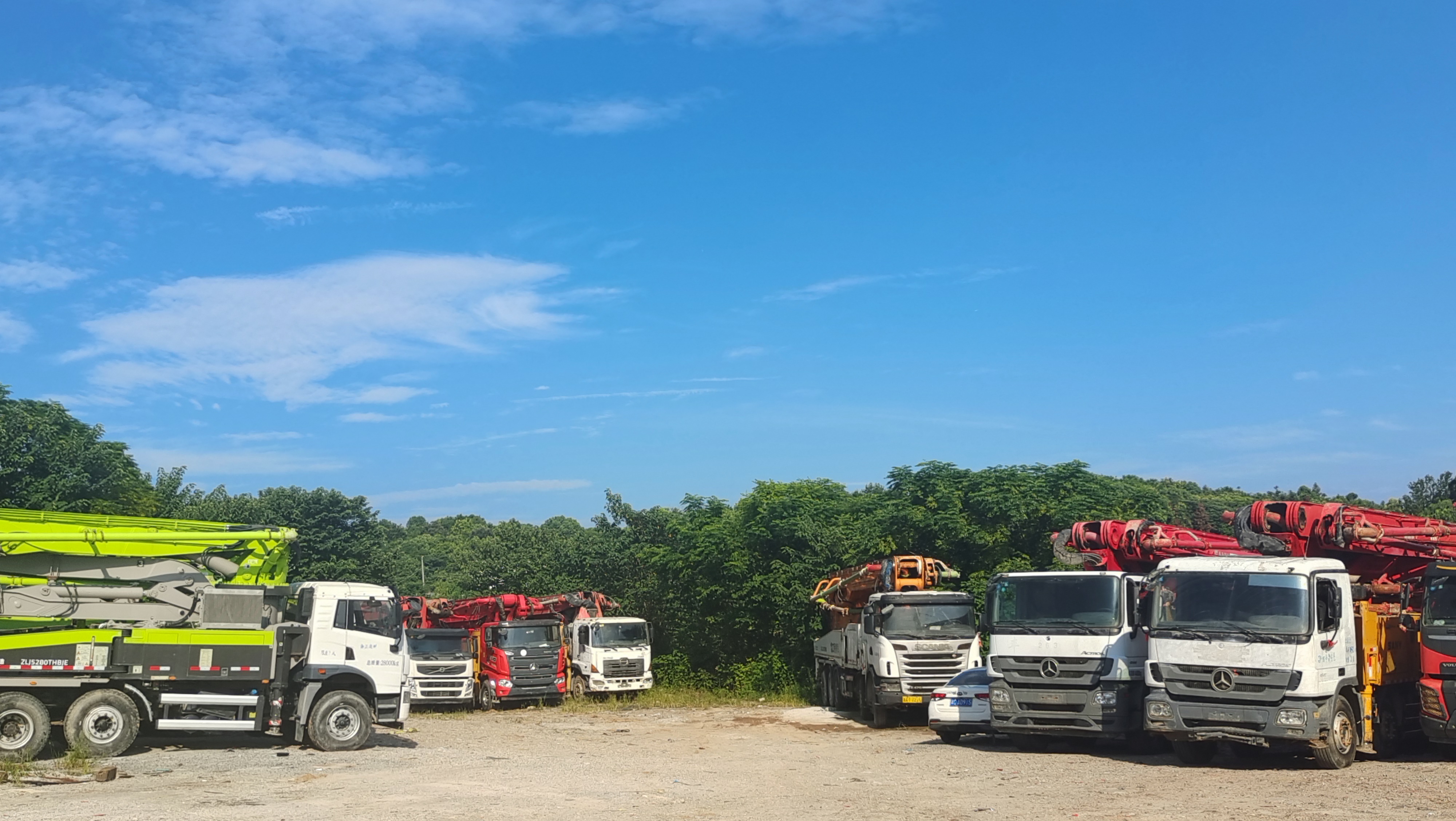 concrete pump truck yard